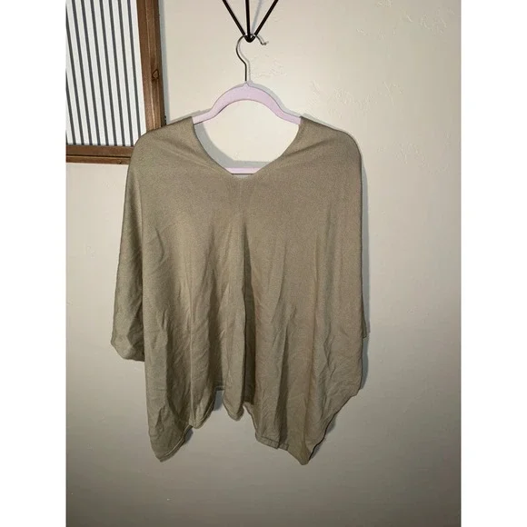 Alashan Cashmere Pistachio Green Cotton Cashmere Blend Topper Poncho - Picture 5 of 7